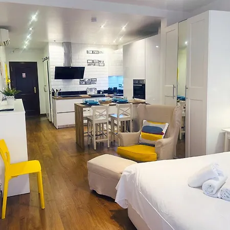 Urban Flat Class Apartment