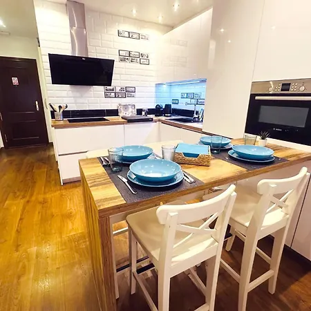 Urban Flat Class *